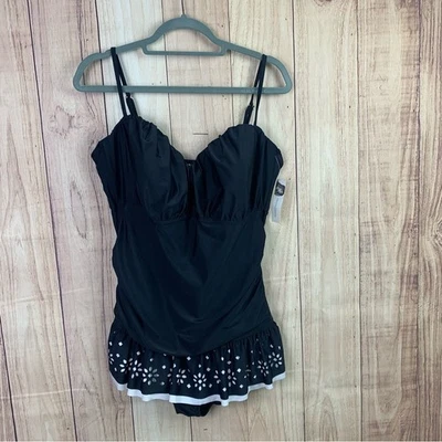 Купальник цельный Jaclyn Smith черный с оборками с цветочным подолом - Изображение 1 из 4