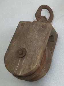 Antique STARLINE Wood Cast Iron Single Block Tackle Pulley*Barn*Farm*SWIVEL HOOK - Imagen 1 de 7