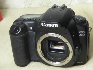 Canon EOS 20D 8.2MP Digital SLR Camera Body & Strap. Free Warranty. 60 day vgc - Picture 1 of 2
