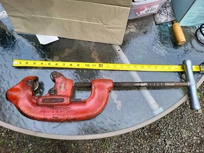 RIDGID Vintage 3-S Heavy Duty Pipe Cutter 1" To 3" Pipe Capacity,Elyria,OH.USA - Image 1 of 4