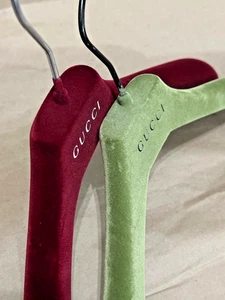 Set of 2 Authentic GUCCI Green & Red - Velvet Hangers - Picture 1 of 3