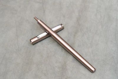 Bolígrafo Montblanc Noblesse enchapado en titanio acero inoxidable sin tinta Foto 1 de 4