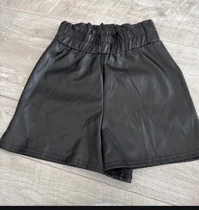 Black Leather Shorts, Bought From A Boutique, Size 6 - Picture 1 of 1
