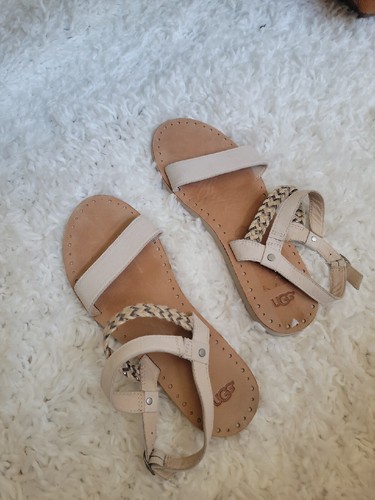 Sandali ugg beige taglia 10 comodi carini crociera vacanza in spiaggia