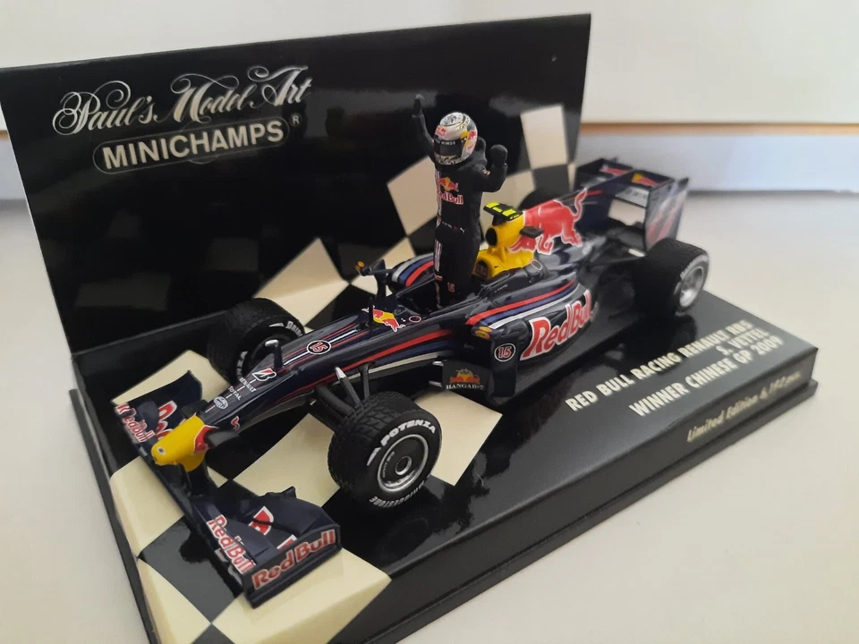 Minichamps Red Bull RB5 Sebastian Vettel winner Chinese GP 2009 1/43 400090115 - Immagine 1 di 3
