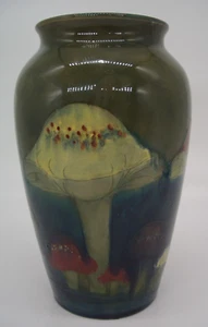 Jarrón Early Moorcroft Claremont de William Moorcroft ref 863 - Imagen 1 de 14