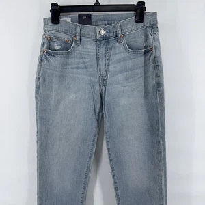Pantalones de mezclilla Gap Girlfriend tiro medio lavado ligero ligeramente desgastados talla 26-2 cortos - Imagen 1 de 10