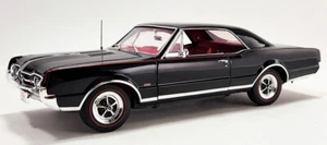 1967 OLDSMOBILE 442 W-30 HARDTOP 1/18 DIECAST CAR ACME A1805622 - Picture 1 of 6