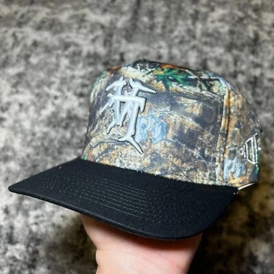 KTH Kill The Hype - Sacred LA Real Tree Snapback Hat Foto 1 de 4