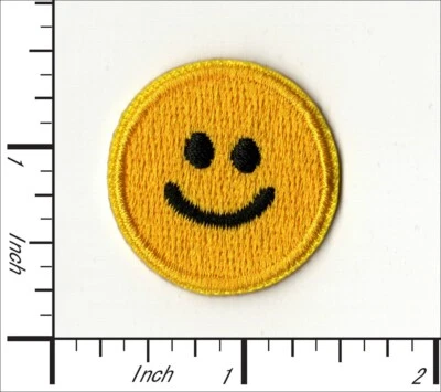 25 Pcs Embroidered Iron On/Self Adhesive patches Mini Smiling Face 31mm AP026kK - Image 1 of 2
