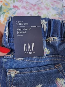 Girls Floral Denim Jeans with Elastic Waistband Gap - Picture 1 of 3