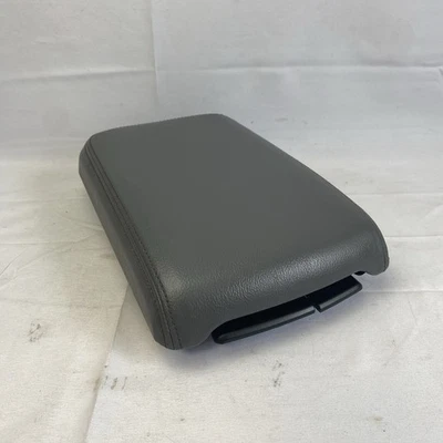 2003 - 2006 Lincoln LS console central tampa apoio de braço capa deslizante couro cinza fabricante de equipamento original - Imagem 1 de 4