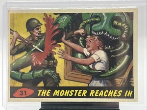 1962 Mars Attacks #31 The Monster Reaches In VG condition See Pics - Picture 1 of 10