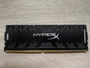 HyperX Predator DDR4 1x 8GB-Modul HX430C15PB3K4/32 - Bild 1 von 3