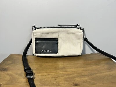 Bolso Bandolera Calvin Klein Jana Nuevo Con Etiquetas Foto 1 de 4