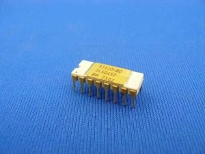 1 x 93410-DC 93410 FAIRCHILD CERAMIC GOLD IC - Picture 1 of 1