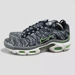Nike Air Max Plus TN Tuned 'Crater' Black Electric Green (DA9326 001) - Bild 1 von 7