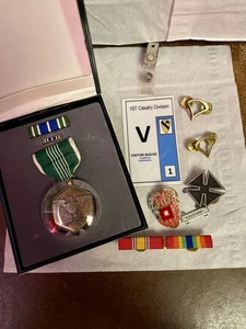 Lote de medallas/pin militares - Imagen 1 de 12