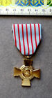 (FR3.7), Médaille, ( Croix du Combattant ).
