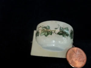 DOLLHOUSE LARGE BOWL/IVY - Picture 1 of 4