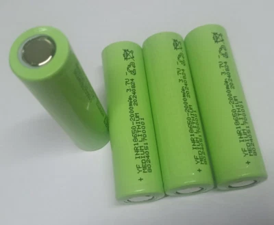 4 Batterie  Ricaricabili a Litio    Alta Capacità  3,7 Volt  2000  mAh - Immagine 1 di 4