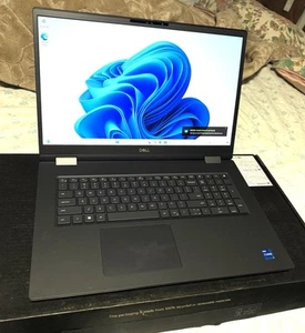 Dell Precision 17" 7780 i7-13850HX 32GB RAM 2TB Speicher -RTX 3500 12GB Ada - Bild 1 von 8