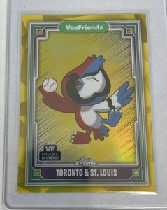Toronto & St Louis - VeeFriends 2025 Topps Chrome - Yellow Refractor - Picture 1 of 5