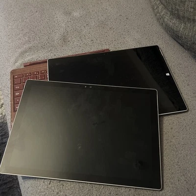 Surface Pro 4 und 3 8GB RAM, 256GB SSD beide Win 11 pro  - Bild 1 von 4