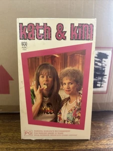 Kath & Kim The Complete Series - VHS Small Box Set - Picture 1 of 2