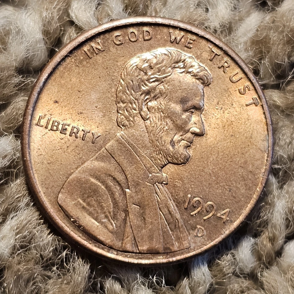 Moneda Penny D 1994 como nueva duplicación y más error. Foto 1 de 4