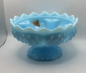 Vintage Fenton blau Schuhnagel Fuß Glas 6" Kerzenhalter mit Original Aufkleber - Bild 1 von 11
