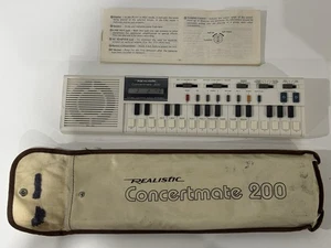 Teclado sintetizador Realistic Concertmate 200 con estuche probado funcionando - Imagen 1 de 6