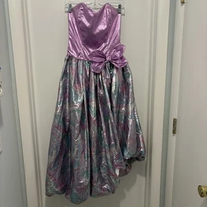 Vestido de noche vintage años 80 talla 7/8 púrpura metálico sin tirantes fiesta graduación - Imagen 1 de 15