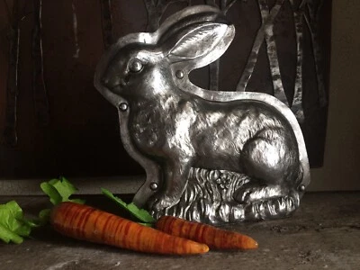 Primitive Antique Vtg Tin Style Easter Bunny Rabbit Silver Resin Chocolate Mold - Image 1 of 4