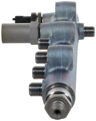 Riel de combustible de inyección de combustible Bosch para Dodge Ram 3500 2003-2007 5,9 L L6 Foto 1 de 4