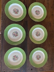 HOMER LAUGHLIN Green Plate with Warranted 22 Carat Gold Filigree Floral - Picture 1 of 7