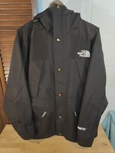 VTG The North Face Size Large GORE-TEX Mens Hooded Shell Jacket Waterproof Black
