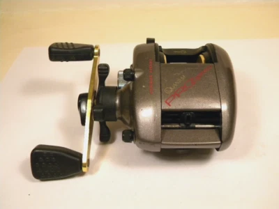 Vintage Quantum Pro Express High Speed baitcast reel - Image 1 of 4