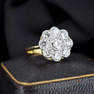 1.70ct Diamond Daisy Cluster Halo 18ct Yellow Gold and Platinum Ring - Picture 1 of 10