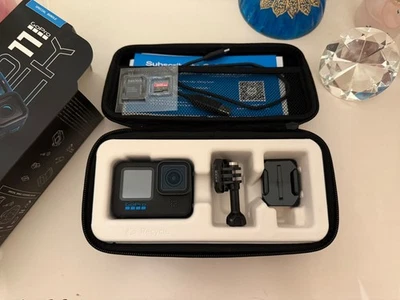 Go Pro Hero 11  Action Camera Black, 27 MP, Waterproof 5.3K - Image 1 of 4