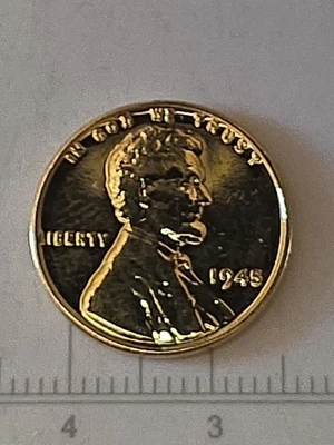 1945 Wheat Penny 22 Kt. Gold Plated ERROR RIM L - Image 1 of 4