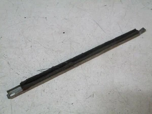 GUIDA VETRO PORTA DESTRA - SINISTRA FIAT 850 - ORIGINALE - Foto 1 di 1