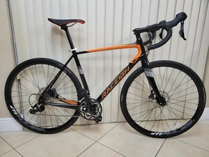raleigh full carbon with hydraulic disc brakes - Picture 1 of 6