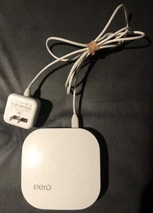 Eero B010001 Pro 2. Generation Tri-Band AC Home Mesh WLAN Router mit Adapter - Bild 1 von 3