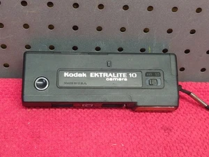Vtg Kodak Ektralite 10 Camera Point & Shoot Made In USA - Picture 1 of 7