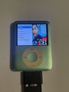 Apple iPod Nano 3rd Generation 8GB Green A1236 *read Details*