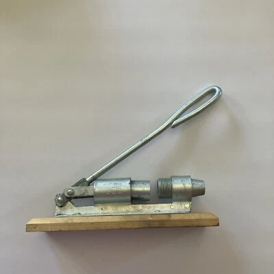 Vintage Reed’s Rocket Pecan Cracker - Image 1 of 3