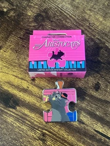 Disney 2018 Aristocats Character Connection Scat Cat LE 1100 Pin - Picture 1 of 4