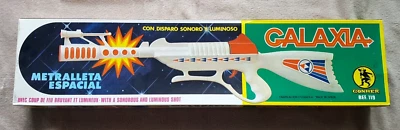 RARE VINTAGE 80´s/90's GONHER SPACE MACHINE GUN. MADE IN SPAIN LIGHTS SOUNDS! BN - Image 1 of 4