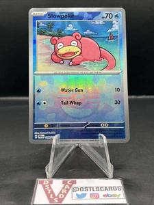 Pokemon Prismatic Evolutions - SLOWPOKE POKEBALL REVERSE HOLO 018/131 - Foto 1 di 3